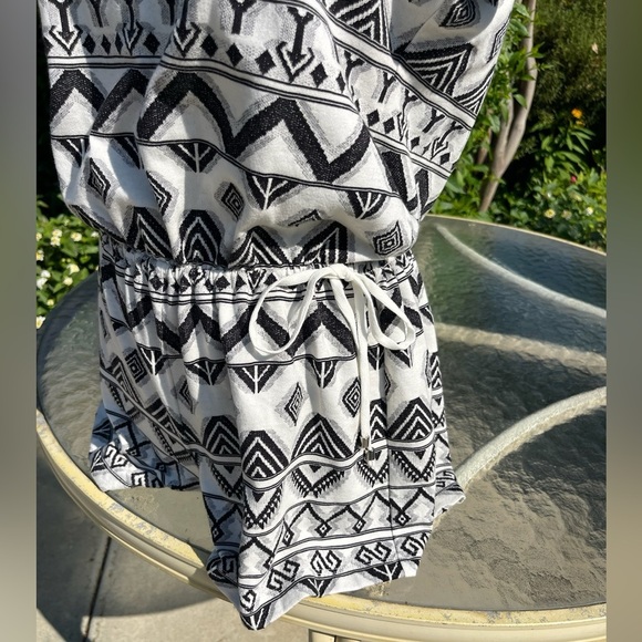 Ella Moss Short Romper - size XS - Picture 4 of 6